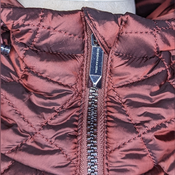 BCBGMaxAzria Quilted Zip Front Coat with Hood Size Medium Raisin Metallic - Picture 8 of 15